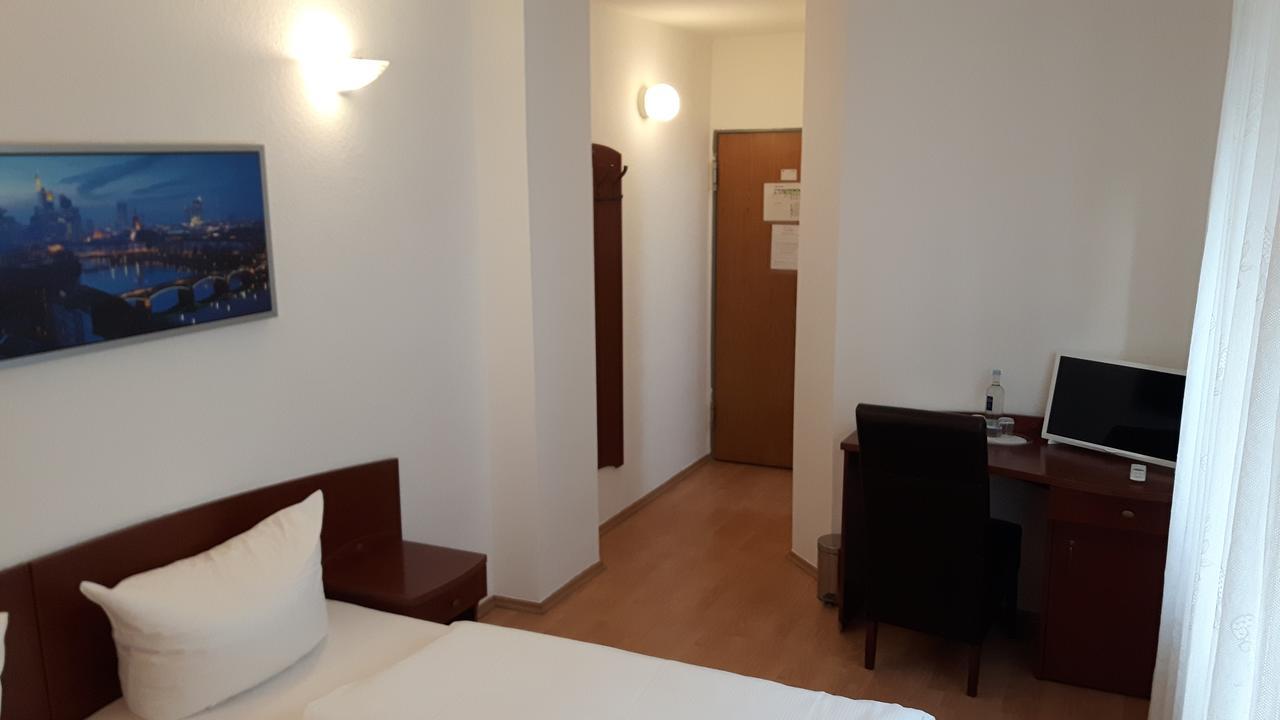 Hotel Aurelia Frankfurt am Main Exteriör bild